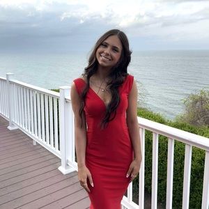 Meet your Posher, Alexandra